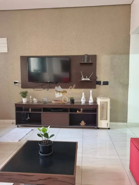 Casa com 2 quartos à venda, 140m2 em Jardim Germânia, São Paulo - SP - imagem 4 Foto 4 de Casa com 2 quartos à venda, 140m2 em Jardim Germânia, São Paulo - SP
