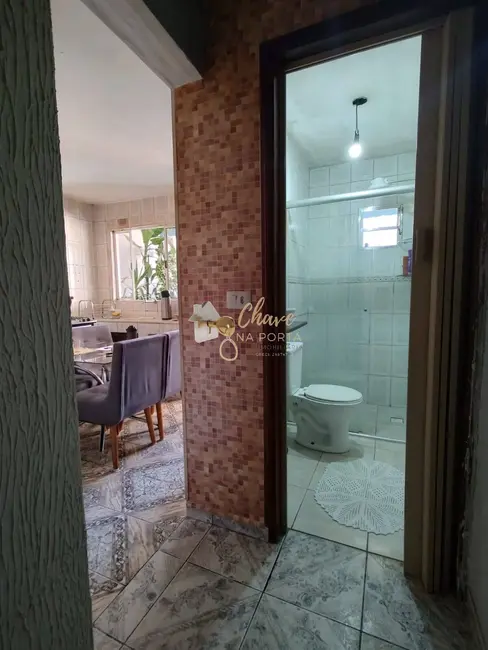 Foto 2 de Casa com 2 quartos à venda, 43m2 em Parque Santo Antônio, São Paulo - SP