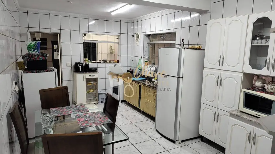 Foto 1 de Casa com 4 quartos à venda, 250m2 em Jardim Campo Limpo (Zona Norte), São Paulo - SP