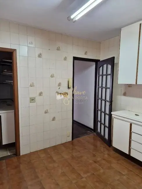 Foto 6 de Casa com 4 quartos à venda, 150m2 em Vila Califórnia, São Paulo - SP