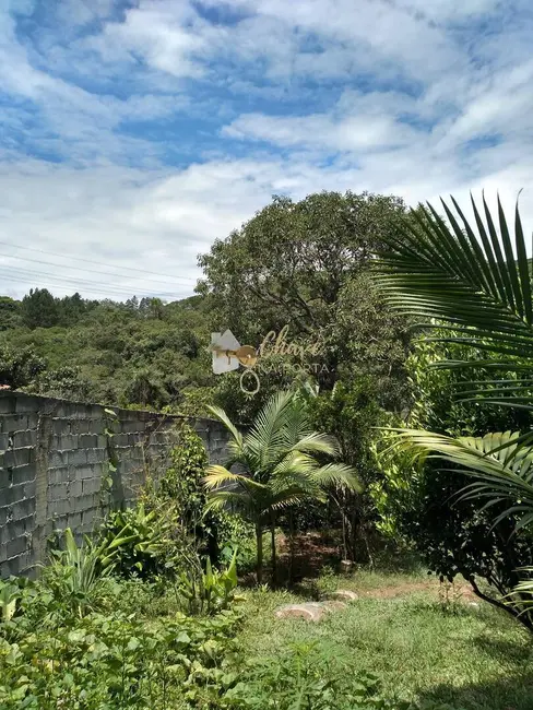 Chácara com 2 quartos à venda, 100m2 em Centro, Ibiuna - SP - imagem 2 Foto 2 de Chácara com 2 quartos à venda, 100m2 em Centro, Ibiuna - SP