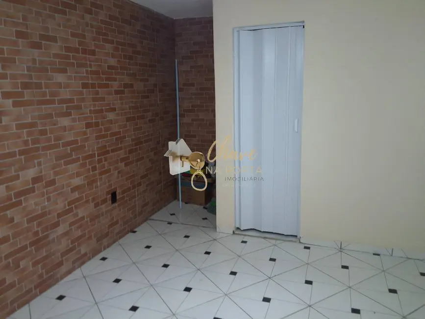 Casa com 3 quartos à venda, 250m2 em Jardim Regis, São Paulo - SP - imagem 3 Foto 3 de Casa com 3 quartos à venda, 250m2 em Jardim Regis, São Paulo - SP