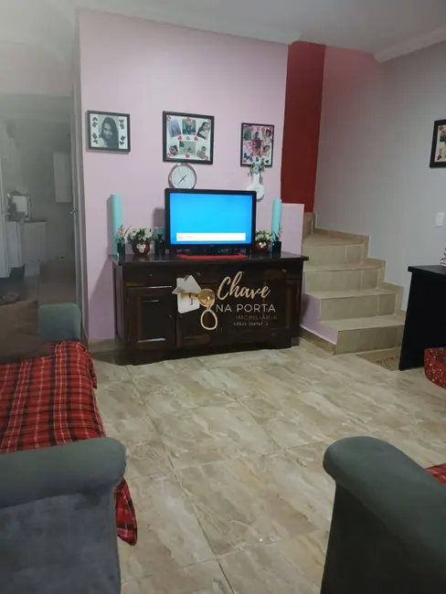 Foto 2 de Casa com 4 quartos à venda, 150m2 em Parque das Cerejeiras, São Paulo - SP