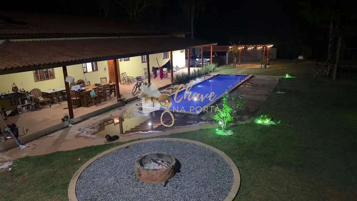 Chácara com 2 quartos à venda, 2450m2 em Centro, Ibiuna - SP - imagem 4 Foto 4 de Chácara com 2 quartos à venda, 2450m2 em Centro, Ibiuna - SP