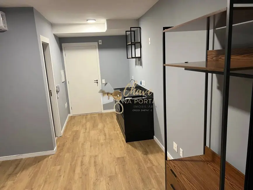 Foto 2 de Apartamento com 1 quarto à venda e para alugar, 27m2 em Vila Pompéia, São Paulo - SP