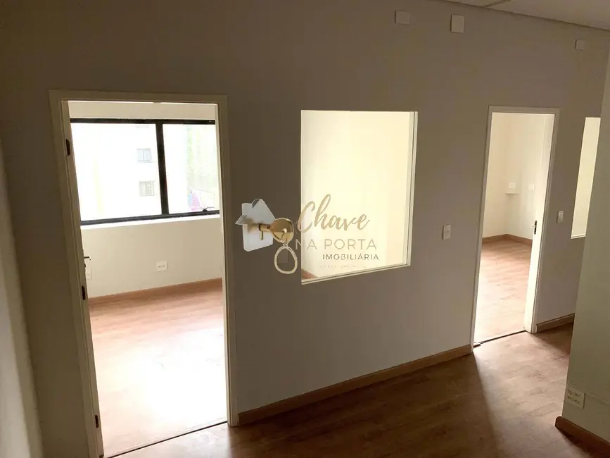 Foto 1 de Sala Comercial para alugar, 40m2 em Vila Suzana, São Paulo - SP
