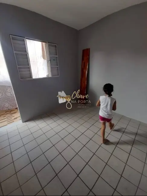 Foto 3 de Casa com 2 quartos à venda, 50m2 em Jardim Valo Verde, Embu Das Artes - SP