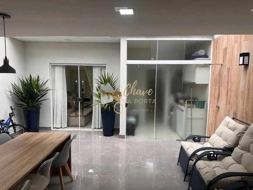 Foto 3 de Casa com 3 quartos à venda, 105m2 em Vila Marari, São Paulo - SP