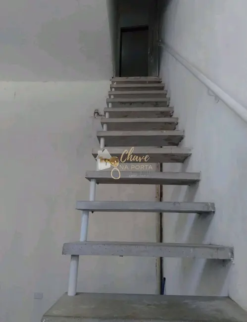 Sobrado com 4 quartos à venda, 240m2 em Jardim Nossa Senhora de Fátima, Embu Das Artes - SP - imagem 6 Foto 6 de Sobrado com 4 quartos à venda, 240m2 em Jardim Nossa Senhora de Fátima, Embu Das Artes - SP