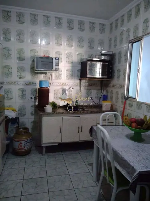 Sobrado com 4 quartos à venda, 240m2 em Jardim Nossa Senhora de Fátima, Embu Das Artes - SP - imagem 3 Foto 3 de Sobrado com 4 quartos à venda, 240m2 em Jardim Nossa Senhora de Fátima, Embu Das Artes - SP