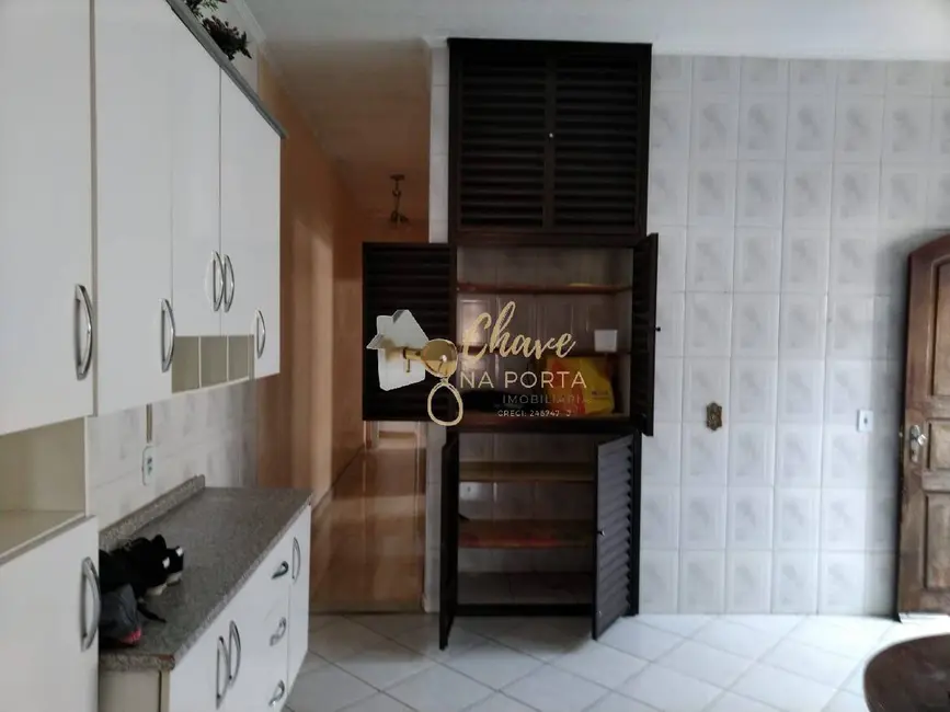 Foto 4 de Casa com 2 quartos à venda, 90m2 em Caiçara, Praia Grande - SP