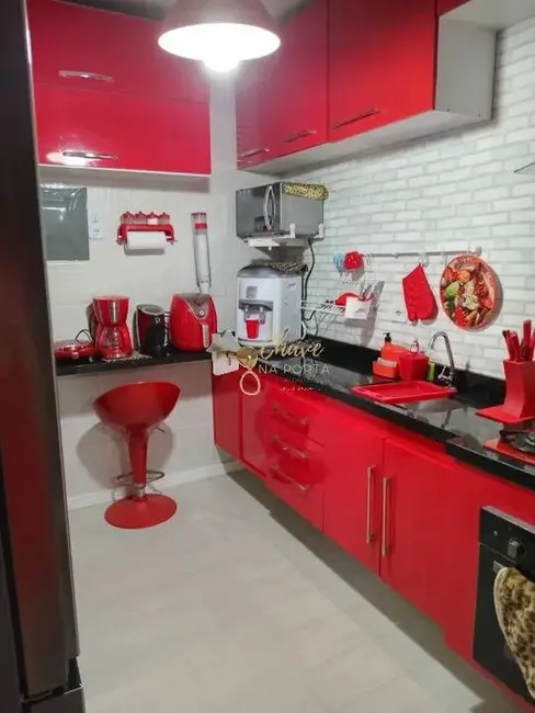 Casa de Condomínio com 2 quartos à venda, 88m2 em Jardim Maria Rosa, Taboao Da Serra - SP - imagem 9 Foto 9 de Casa de Condomínio com 2 quartos à venda, 88m2 em Jardim Maria Rosa, Taboao Da Serra - SP