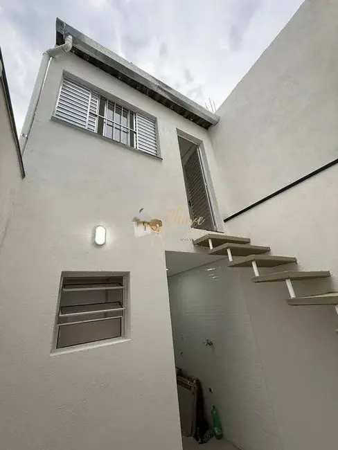 Casa com 3 quartos à venda, 125m2 em Jardim Aeródromo, Guarulhos - SP - imagem 3 Foto 3 de Casa com 3 quartos à venda, 125m2 em Jardim Aeródromo, Guarulhos - SP