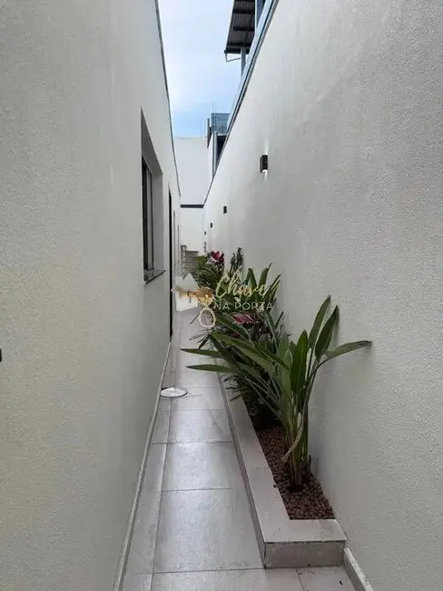 Casa com 3 quartos à venda, 125m2 em Jardim Aeródromo, Guarulhos - SP - imagem 5 Foto 5 de Casa com 3 quartos à venda, 125m2 em Jardim Aeródromo, Guarulhos - SP