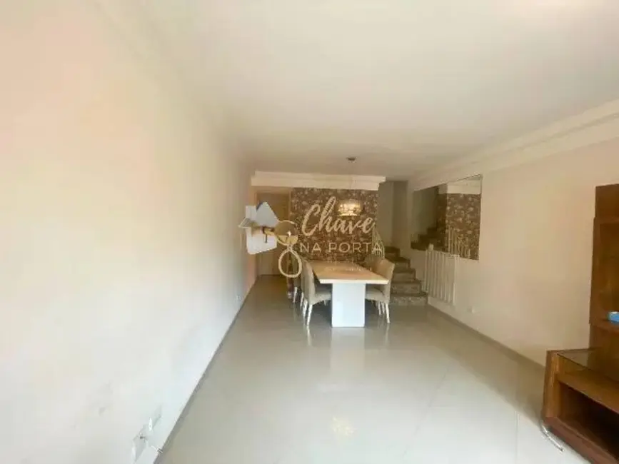 Sobrado com 3 quartos à venda, 129m2 em Cupecê, São Paulo - SP - imagem 2 Foto 2 de Sobrado com 3 quartos à venda, 129m2 em Cupecê, São Paulo - SP