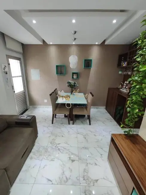 Foto 2 de Casa de Condomínio com 2 quartos à venda, 62m2 em Parque Guarani, São Paulo - SP