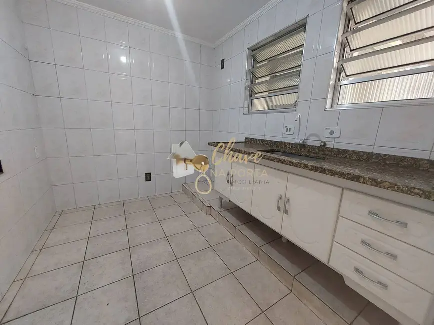 Foto 5 de Casa com 6 quartos à venda, 252m2 em Vila Dalva, São Paulo - SP