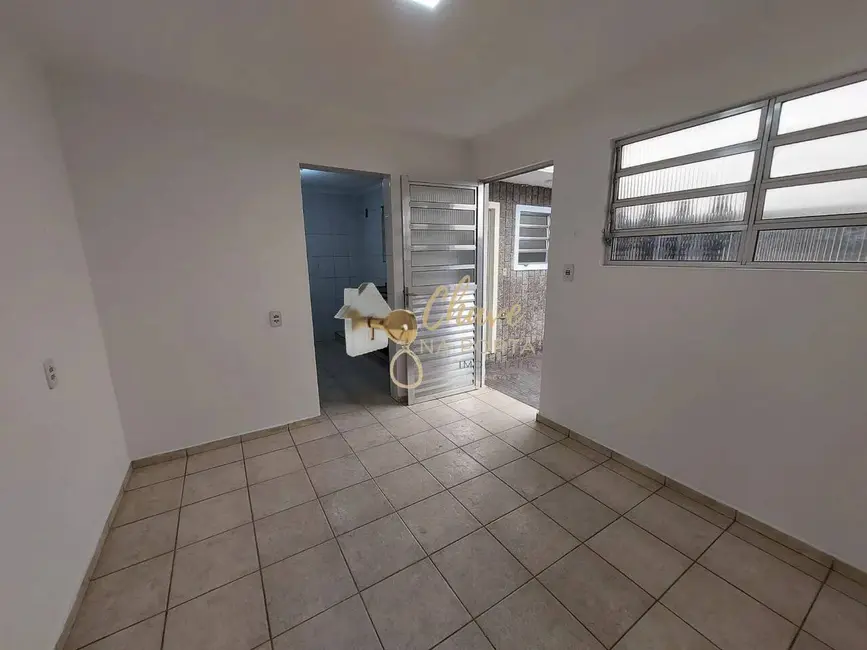 Foto 4 de Casa com 6 quartos à venda, 252m2 em Vila Dalva, São Paulo - SP