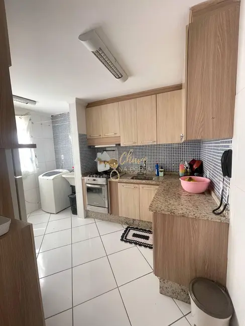 Foto 4 de Apartamento com 2 quartos à venda, 55m2 em Jardim Caiapiá, Cotia - SP