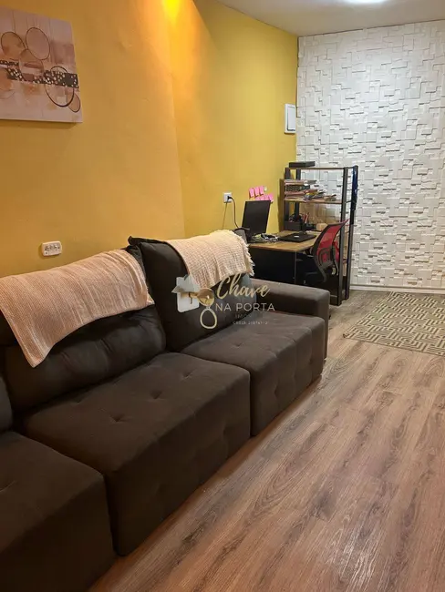 Foto 2 de Casa com 2 quartos à venda, 100m2 em Jardim Comercial, São Paulo - SP