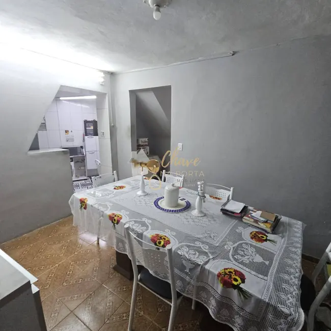 Sobrado com 3 quartos à venda, 200m2 em Jardim Sônia Regina, São Paulo - SP - imagem 9 Foto 9 de Sobrado com 3 quartos à venda, 200m2 em Jardim Sônia Regina, São Paulo - SP