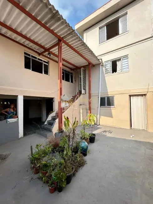 Foto 1 de Sobrado com 3 quartos à venda, 220m2 em Jardim Santa Emília, São Paulo - SP