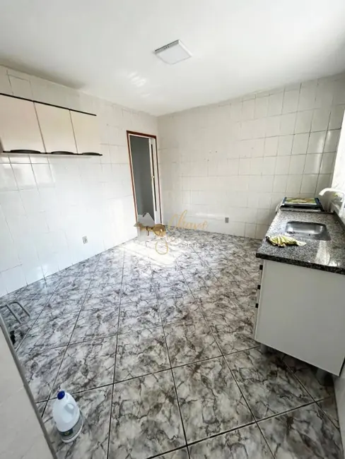 Foto 2 de Sobrado com 3 quartos à venda, 220m2 em Jardim Santa Emília, São Paulo - SP