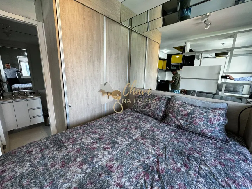 Foto 7 de Apartamento com 1 quarto para alugar, 33m2 em Santo Amaro, São Paulo - SP