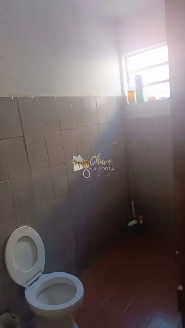 Casa com 3 quartos à venda, 242m2 em Chácara Santa Maria, Itapecerica Da Serra - SP - imagem 3 Foto 3 de Casa com 3 quartos à venda, 242m2 em Chácara Santa Maria, Itapecerica Da Serra - SP