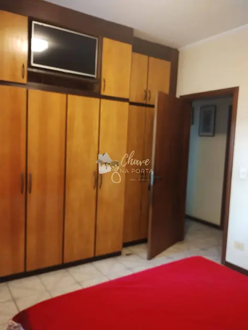 Foto 8 de Casa com 4 quartos à venda, 283m2 em Jardim São Francisco, Embu Das Artes - SP