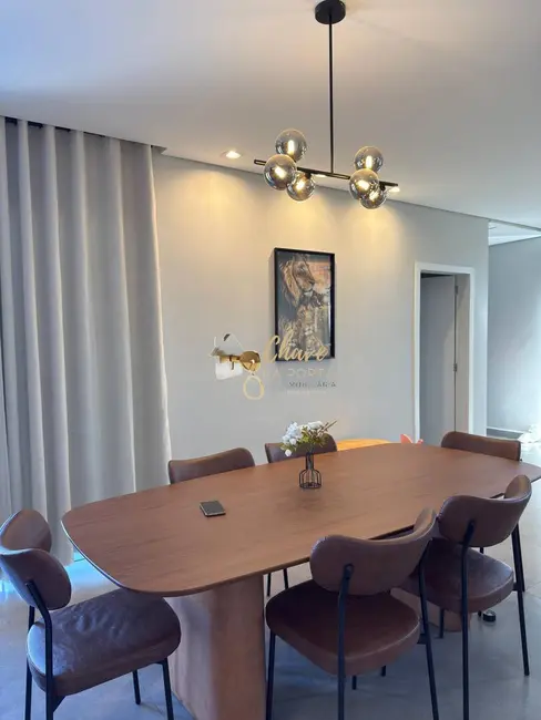Foto 2 de Sobrado com 4 quartos à venda, 170m2 em Pardinho - SP
