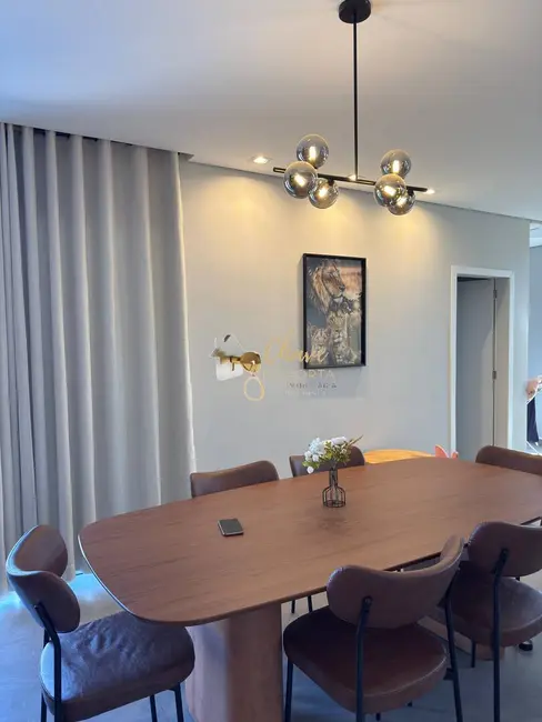 Foto 4 de Sobrado com 4 quartos à venda, 170m2 em Pardinho - SP