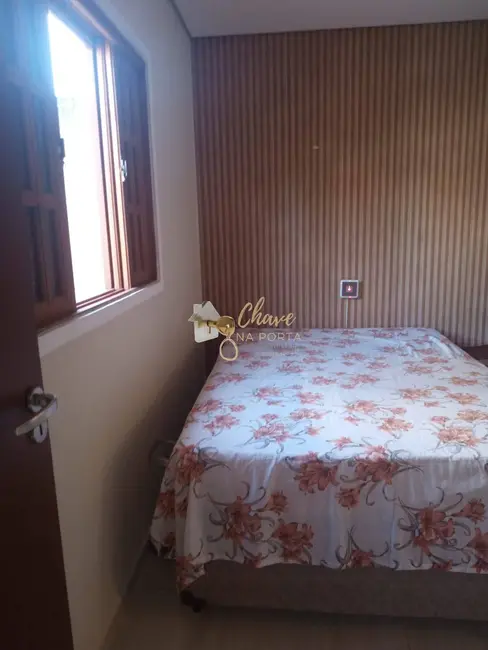 Foto 4 de Casa com 4 quartos à venda, 240m2 em Caputera, Cotia - SP