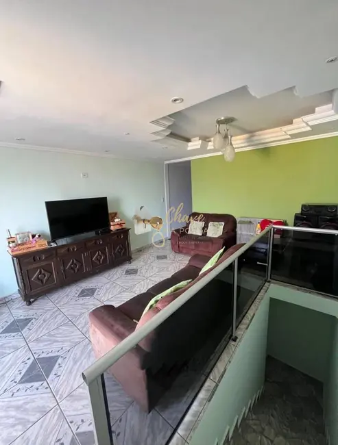 Sobrado com 5 quartos à venda, 80m2 em Jardim Sônia Maria, Itapecerica Da Serra - SP - imagem 3 Foto 3 de Sobrado com 5 quartos à venda, 80m2 em Jardim Sônia Maria, Itapecerica Da Serra - SP