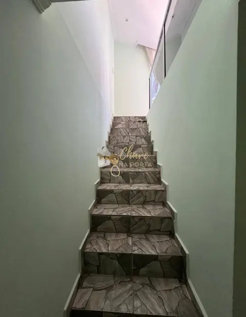 Sobrado com 5 quartos à venda, 80m2 em Jardim Sônia Maria, Itapecerica Da Serra - SP - imagem 4 Foto 4 de Sobrado com 5 quartos à venda, 80m2 em Jardim Sônia Maria, Itapecerica Da Serra - SP