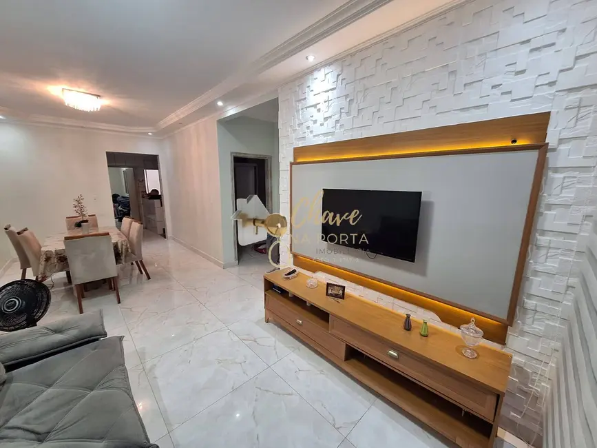 Foto 4 de Casa com 3 quartos à venda, 184m2 em Jardim Lucinda, São Paulo - SP