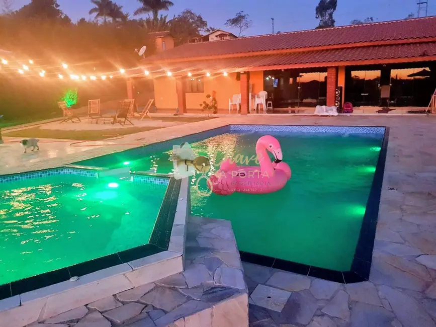 Chácara com 3 quartos à venda, 500m2 em Ibiuna - SP - imagem 2 Foto 2 de Chácara com 3 quartos à venda, 500m2 em Ibiuna - SP