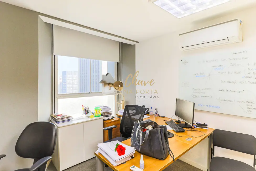 Sala Comercial à venda, 154m2 em Jardim Paulistano, São Paulo - SP - imagem 3 Foto 3 de Sala Comercial à venda, 154m2 em Jardim Paulistano, São Paulo - SP