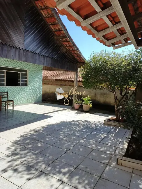Foto 1 de Casa de Condomínio com 4 quartos à venda, 106m2 em Ibiuna - SP
