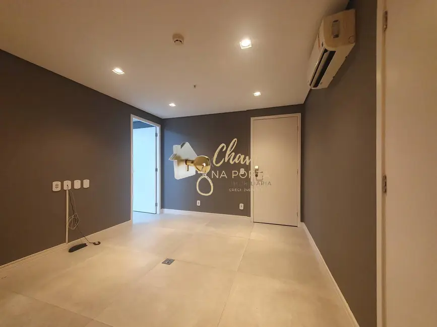 Sala Comercial para alugar, 36m2 em Cidade Monções, São Paulo - SP - imagem 3 Foto 3 de Sala Comercial para alugar, 36m2 em Cidade Monções, São Paulo - SP