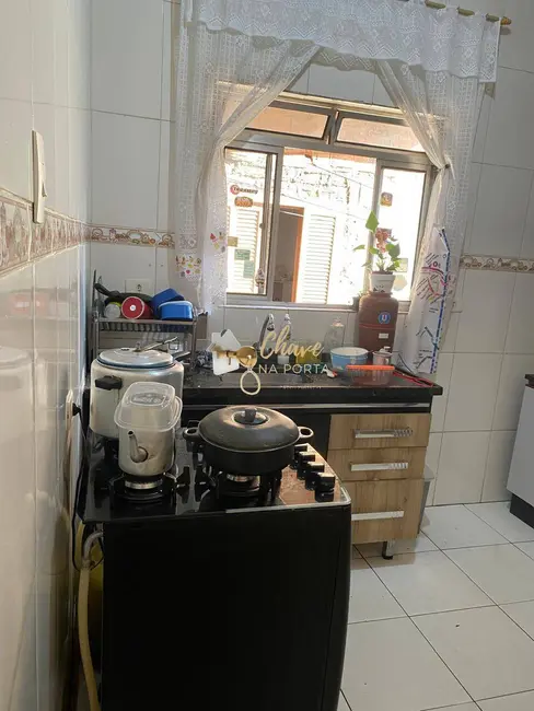 Foto 3 de Sobrado com 2 quartos à venda, 52m2 em Jardim Santo Eduardo, Embu Das Artes - SP