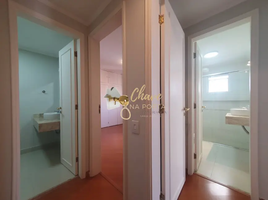 Foto 5 de Apartamento com 2 quartos para alugar, 110m2 em Moema, São Paulo - SP