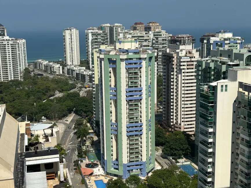 Apartamento com 2 quartos à venda, 63m2 em Barra da Tijuca, Rio De Janeiro - RJ - imagem 1 Foto 1 de Apartamento com 2 quartos à venda, 63m2 em Barra da Tijuca, Rio De Janeiro - RJ
