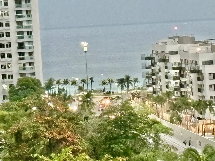 Apartamento com 2 quartos à venda, 63m2 em Barra da Tijuca, Rio De Janeiro - RJ - imagem 2 Foto 2 de Apartamento com 2 quartos à venda, 63m2 em Barra da Tijuca, Rio De Janeiro - RJ