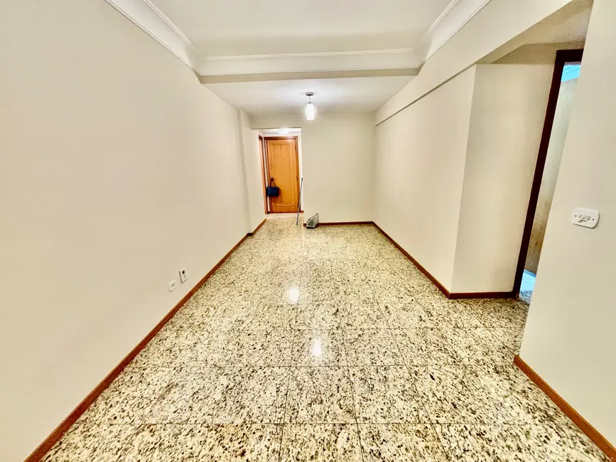 Apartamento com 2 quartos à venda, 63m2 em Barra da Tijuca, Rio De Janeiro - RJ - imagem 3 Foto 3 de Apartamento com 2 quartos à venda, 63m2 em Barra da Tijuca, Rio De Janeiro - RJ
