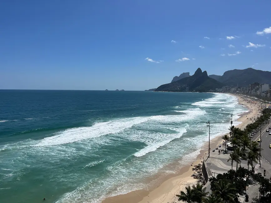 Apartamento com 3 quartos para alugar, 350m2 em Ipanema, Rio De Janeiro - RJ - imagem 7 Foto 7 de Apartamento com 3 quartos para alugar, 350m2 em Ipanema, Rio De Janeiro - RJ