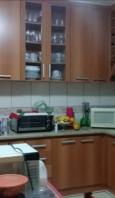 Casa com 2 quartos à venda, 117000m2 em Jardim do Estádio, Santo Andre - SP - imagem 4 Foto 4 de Casa com 2 quartos à venda, 117000m2 em Jardim do Estádio, Santo Andre - SP