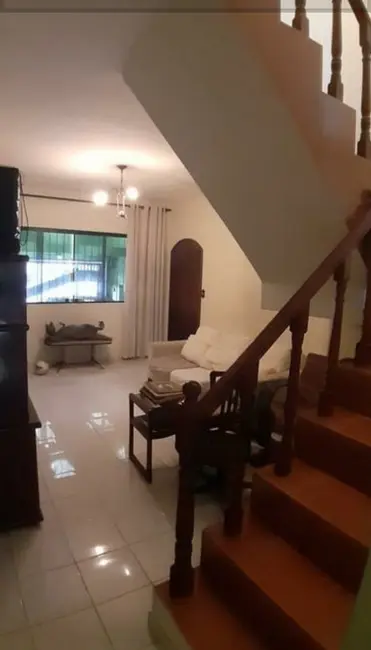 Casa com 3 quartos à venda, 183m2 em Jardim do Estádio, Santo Andre - SP - imagem 3 Foto 3 de Casa com 3 quartos à venda, 183m2 em Jardim do Estádio, Santo Andre - SP