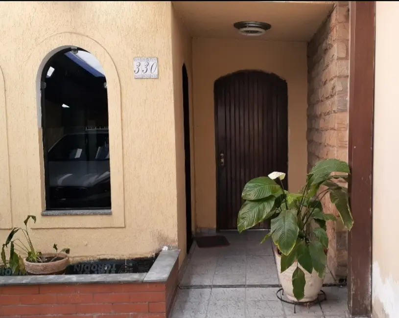 Casa com 3 quartos à venda, 176000m2 em Vila Palmares, Santo Andre - SP - imagem 2 Foto 2 de Casa com 3 quartos à venda, 176000m2 em Vila Palmares, Santo Andre - SP