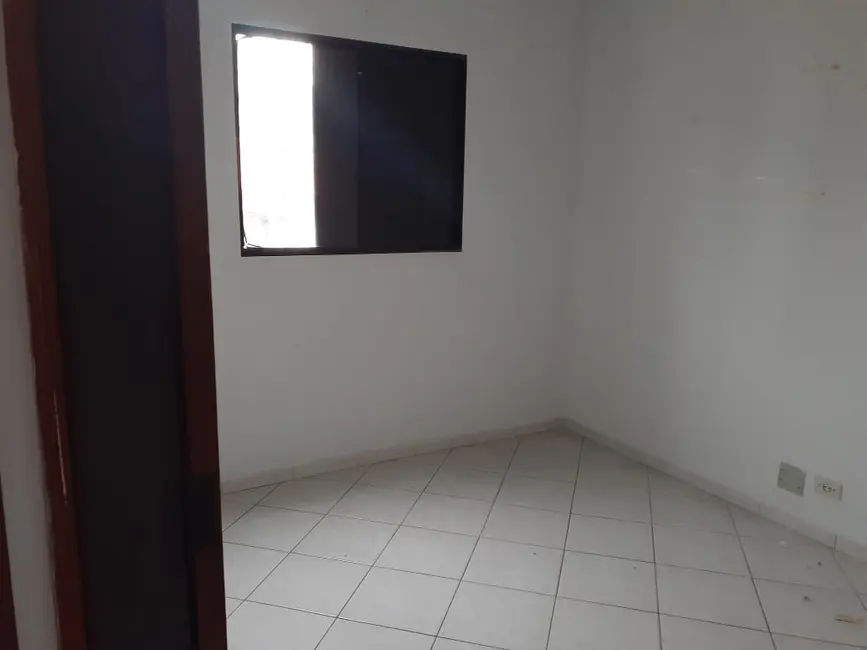 Foto 4 de Apartamento com 2 quartos para alugar, 55m2 em Vila Linda, Santo Andre - SP